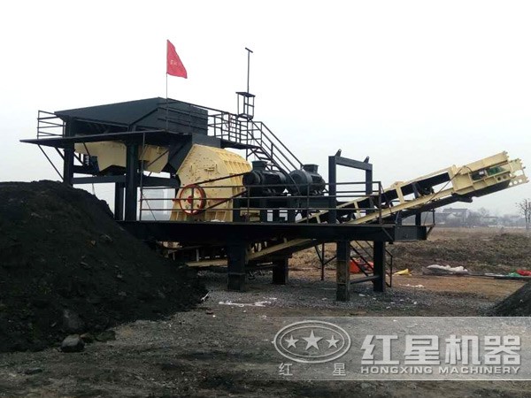 汽車輪胎碎石機(jī)場(chǎng)地實(shí)拍